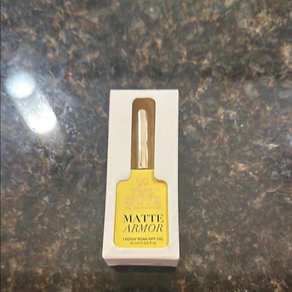 Two Guys Matte Armor Gel Top Coat 0.5 fl oz New Never Used - Picture 1 of 3